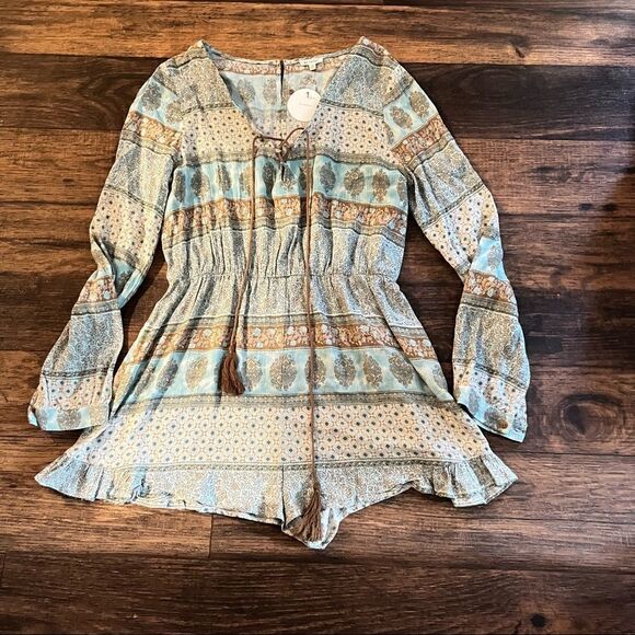 En crème romper - Picture 2 of 9